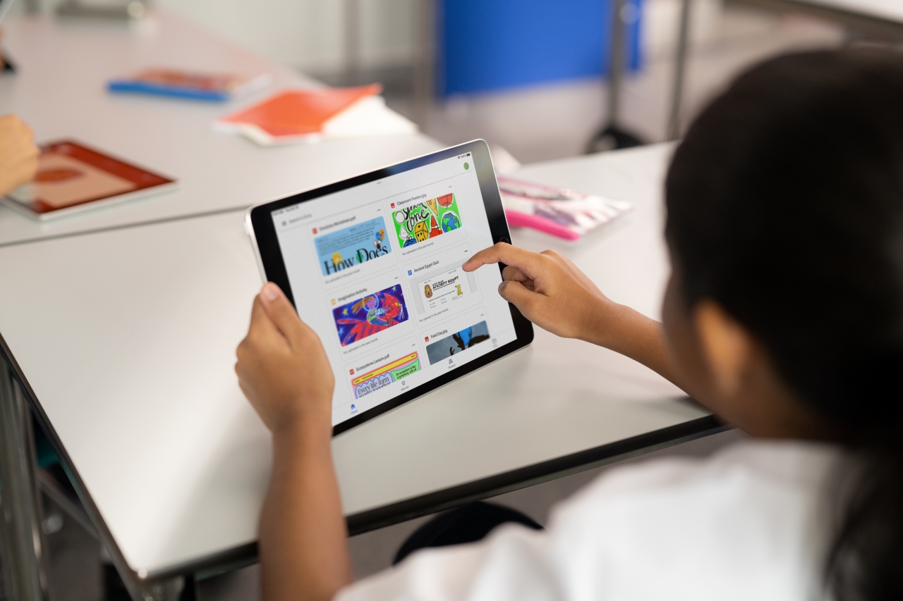 220825_EDU-K12Library-London_MJ_w003117-3-DEDE